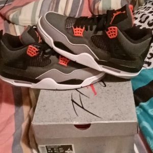 Jordan 4 infrared dead stock high end reps bought 4 educational purposes UA
